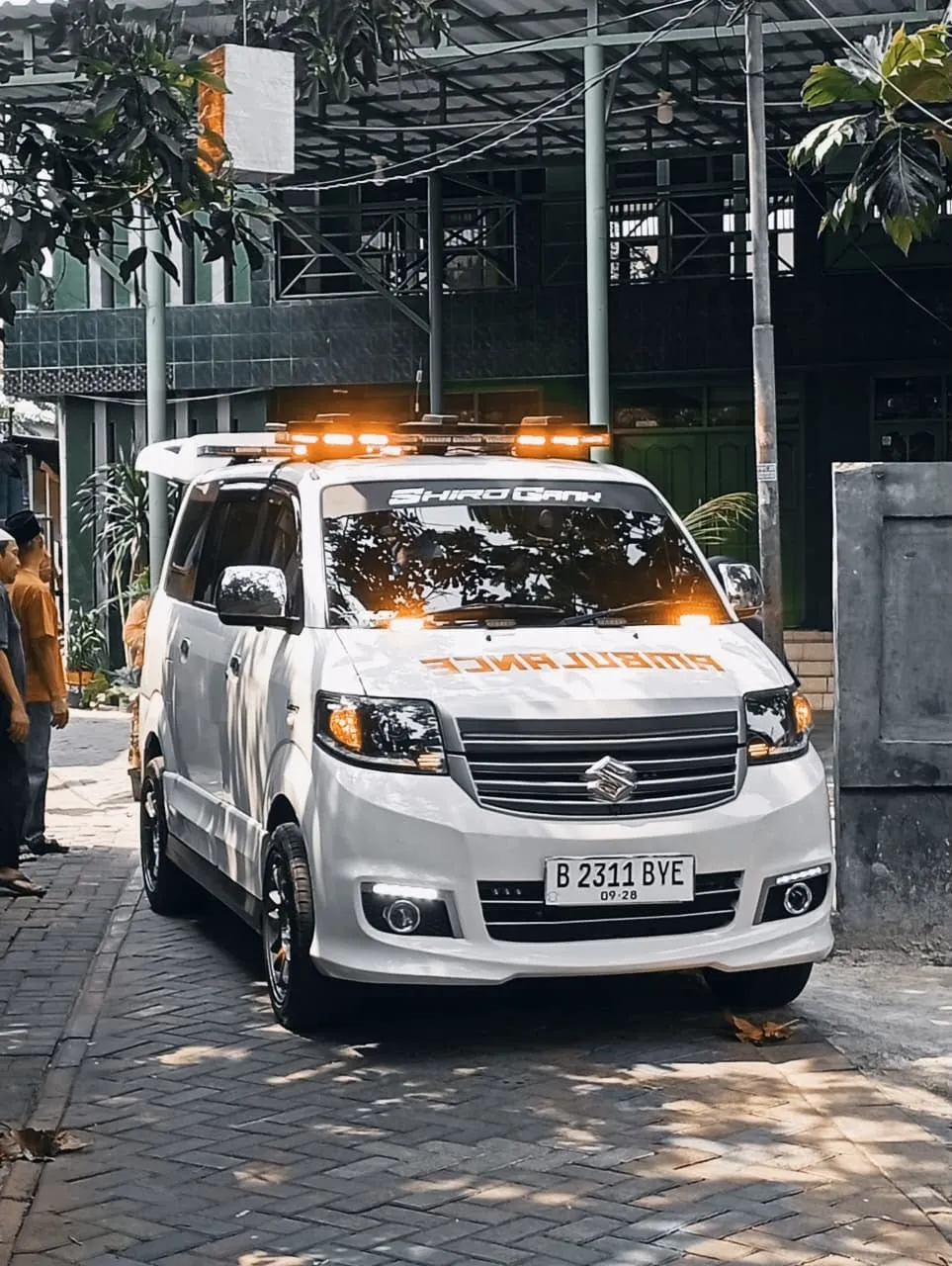 Memberikan Penghormatan Terakhir dengan Layanan Mobil Jenazah VIP