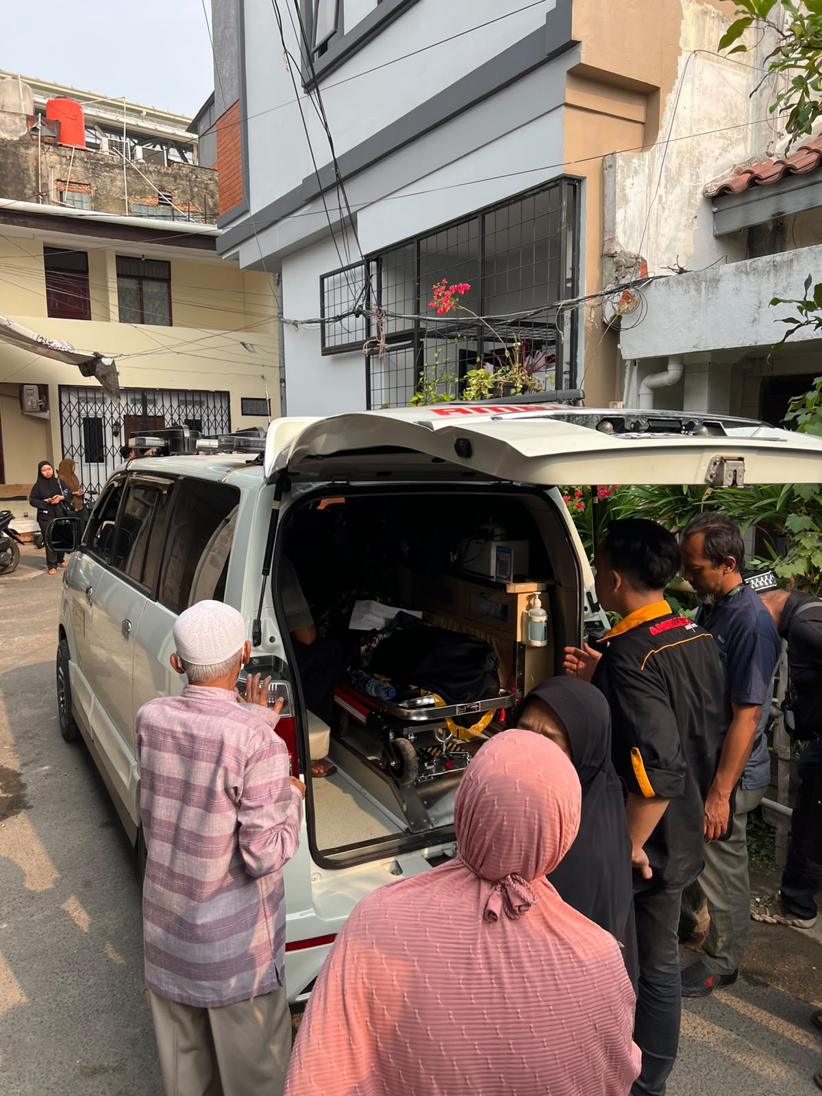 Prosedur dan Pentingnya Cargo Jenazah untuk Pengiriman Lintas Pulau